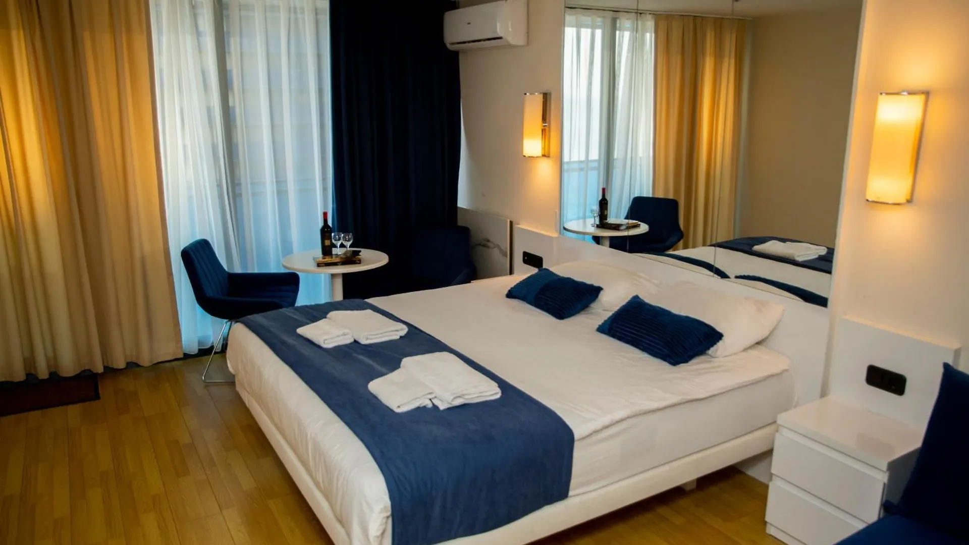 Apart Hotel Batumi Sea-View Resort N3 5*,  Georgia